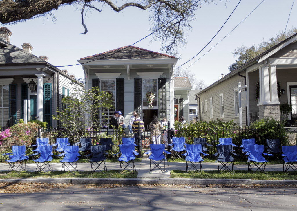 Krewe of Mid-City 2017 rolls in New Orleans: See Mardi Gras parade photos